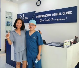 “I can’t recommend and thank him enough for giving me back my confident smile” – Mrs.Analee said